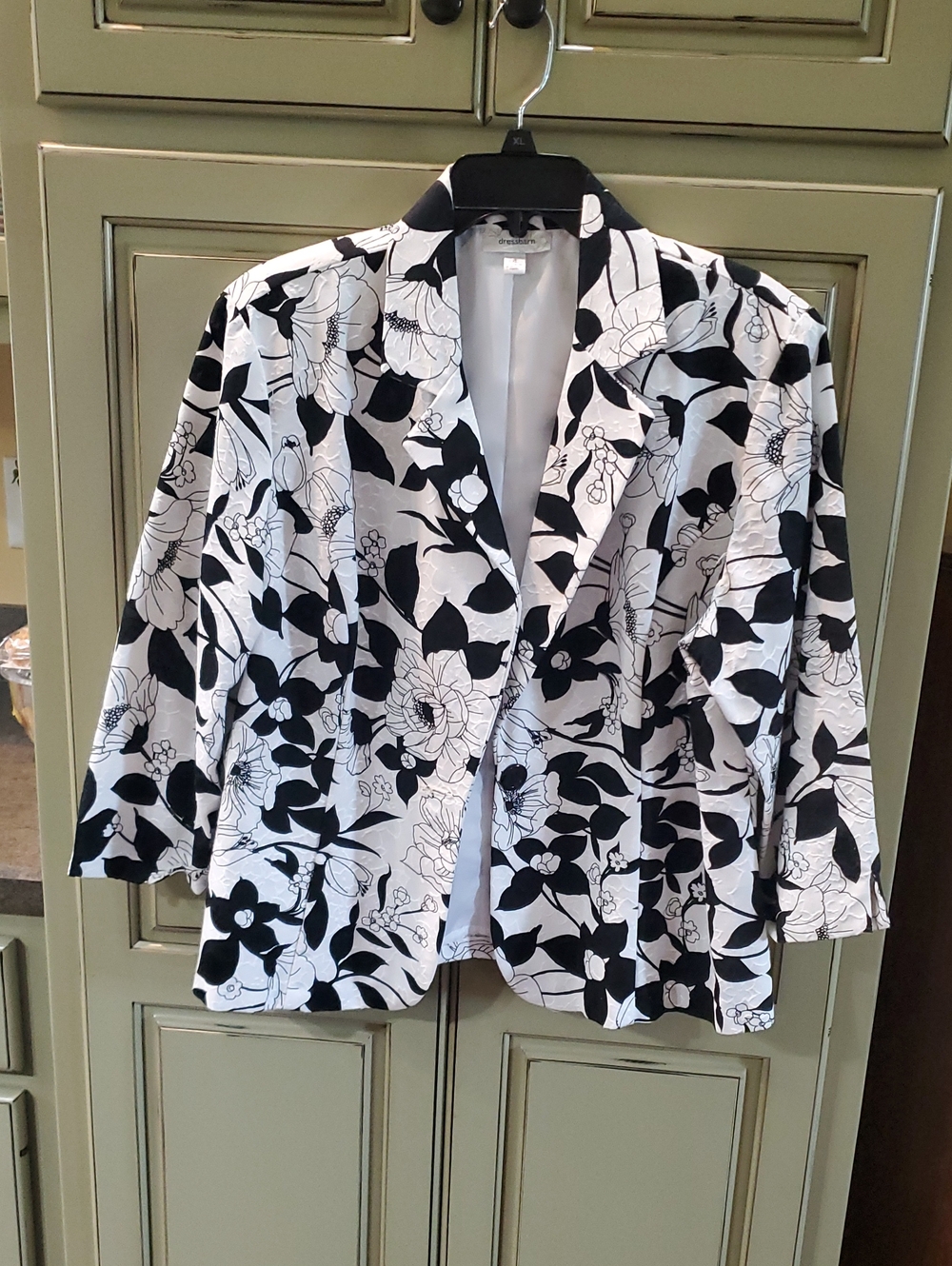 dressbarn Black and White Floral Blazer